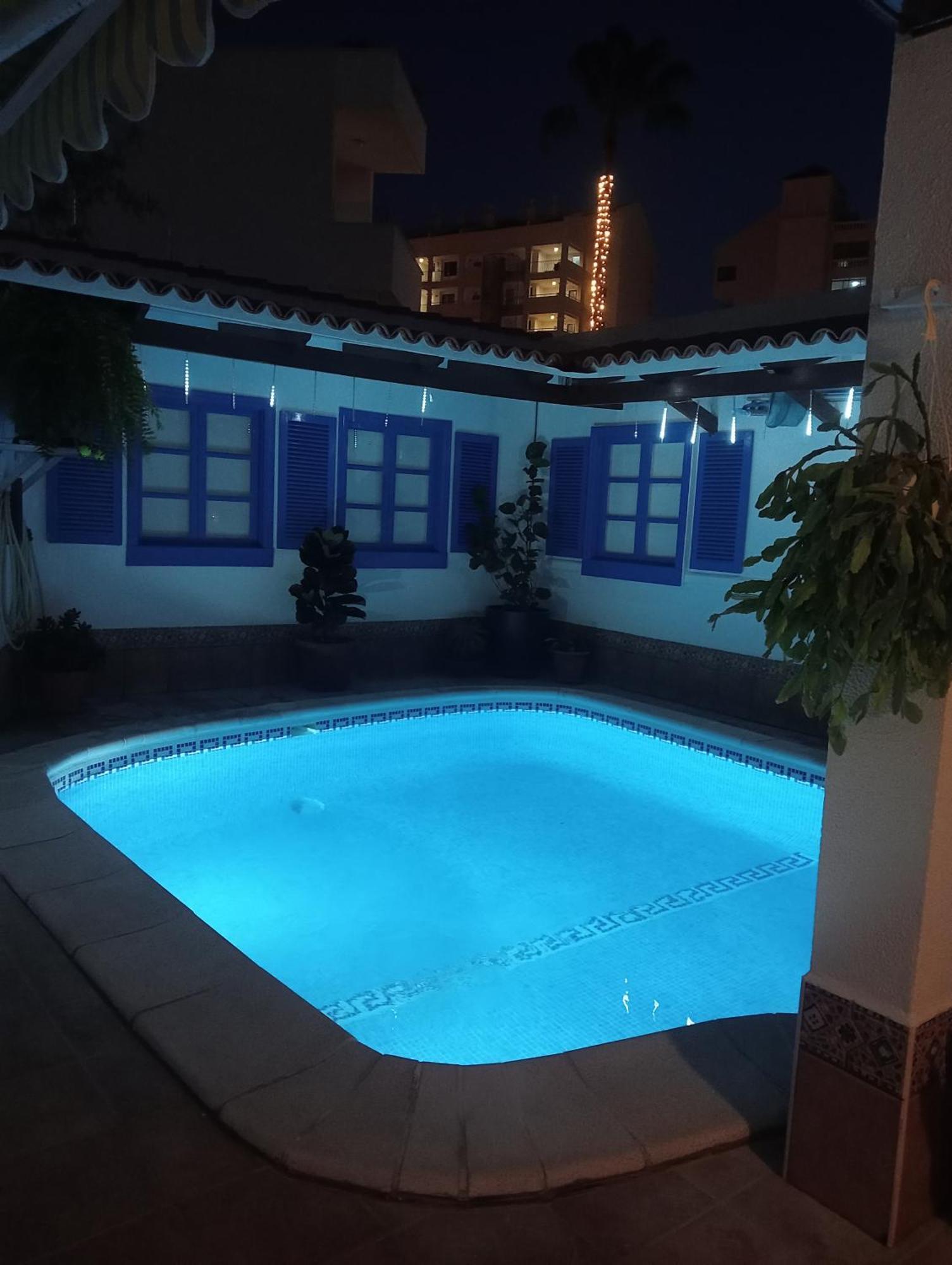 Beautiful With Heated Private Pool, Cristianos * Los Cristianos (Tenerife)