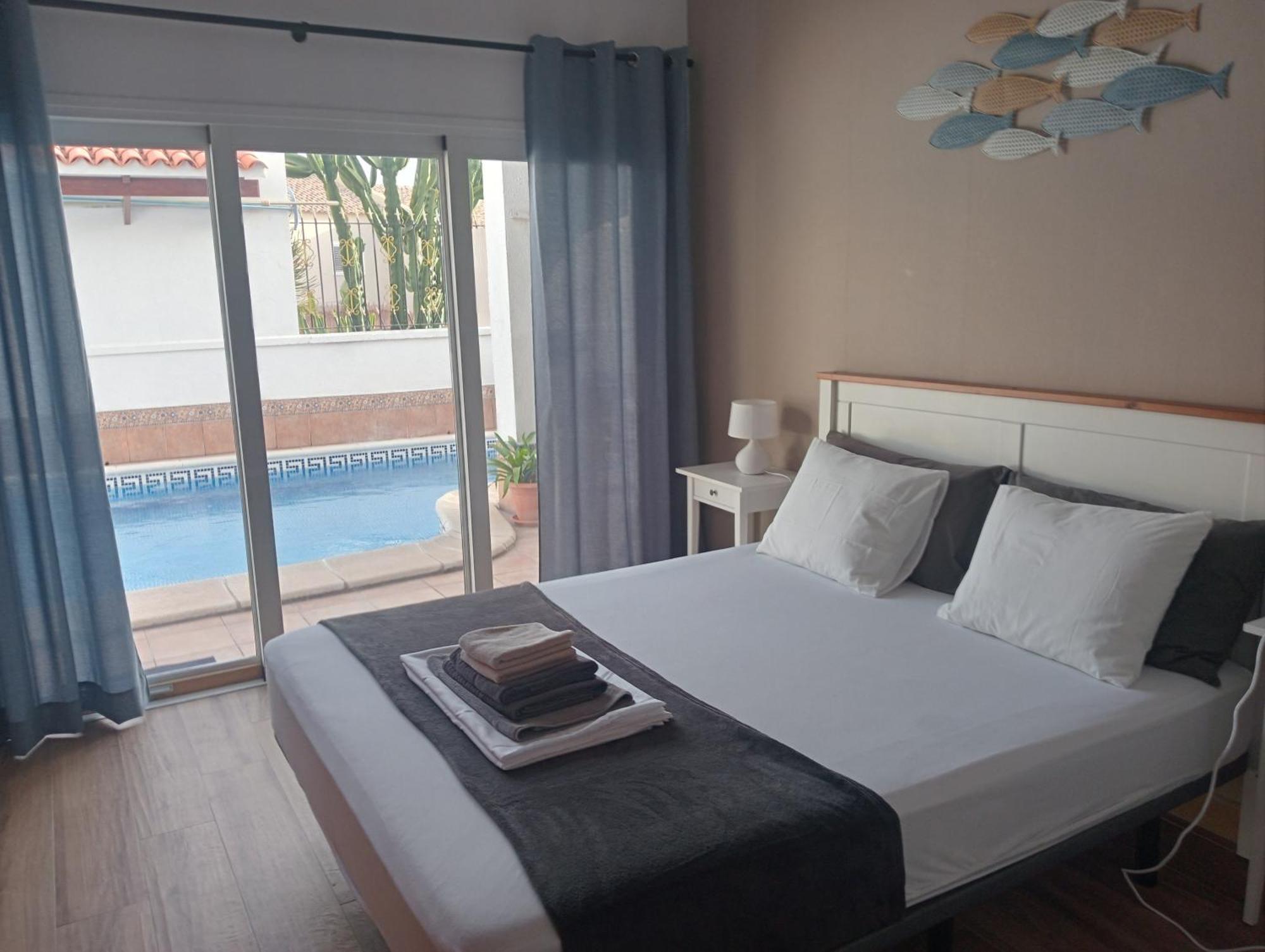 Ferienhaus Beautiful With Heated Private Pool, Cristianos *