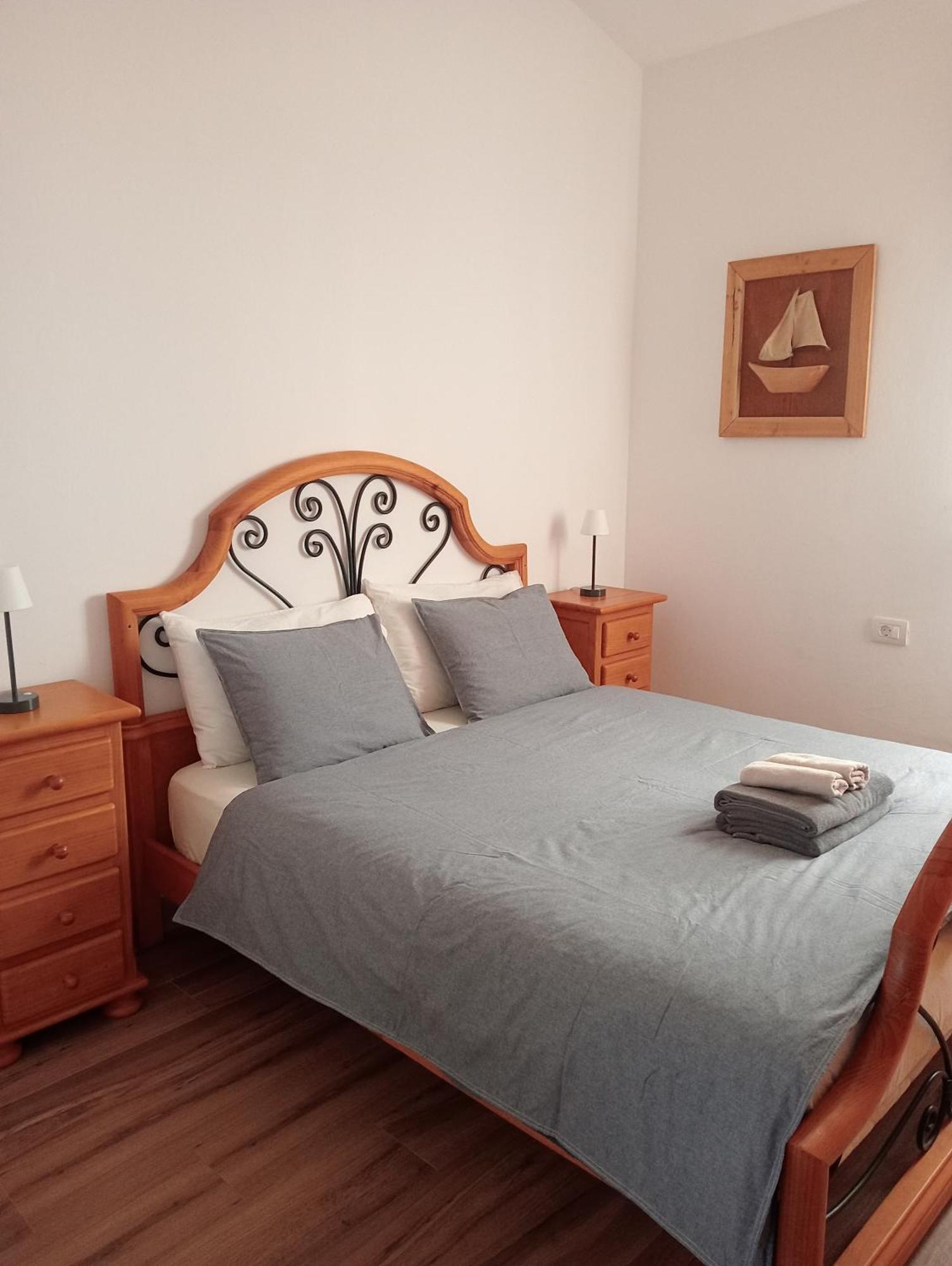 Vakantiehuis Beautiful With Heated Private Pool, Cristianos
